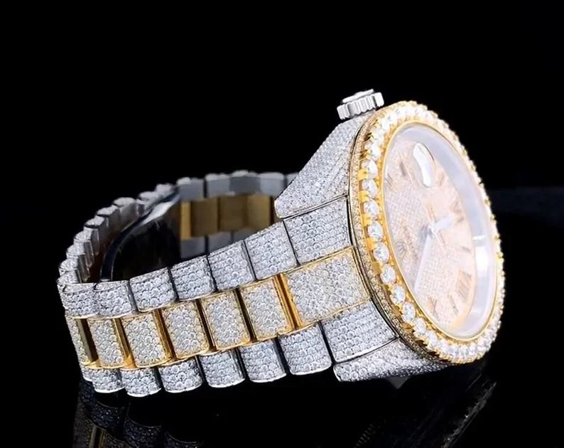 Fully moissanite Diamond Studded Men's Wrist Watch With Customized Pattern