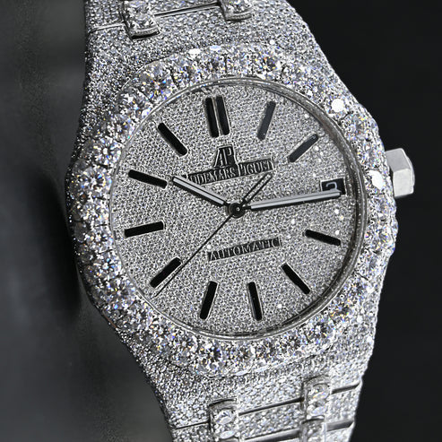 Fully moissanite Diamond Studded Men's Wrist Watch With Customized Pattern