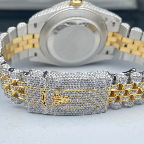 Fully moissanite Diamond Studded Men's Wrist Watch With Customized Pattern