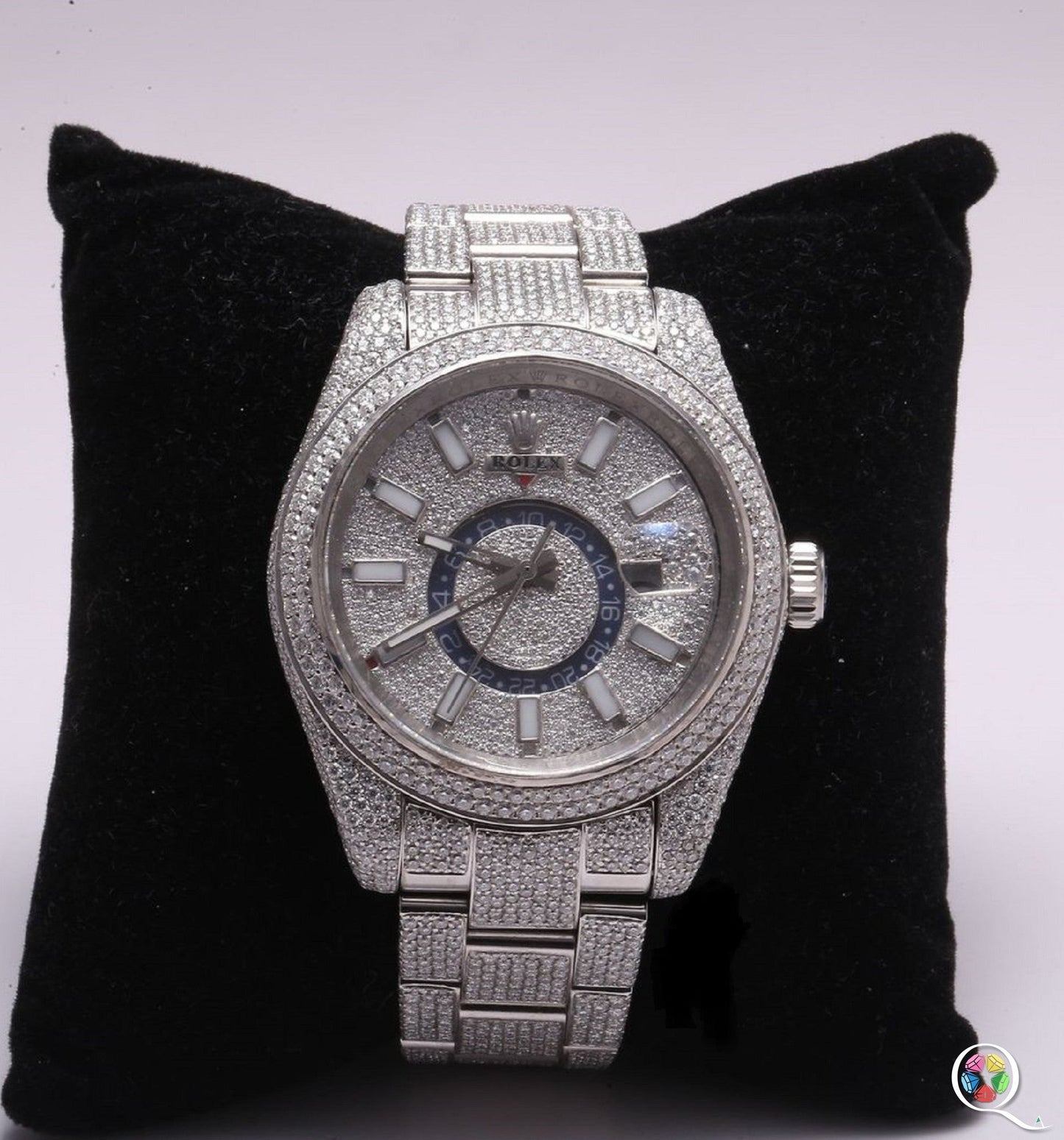 Fully moissanite Diamond Studded Men's Wrist Watch With Customized Pattern